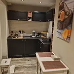 Daire Pine Cottage- 5 Minutes Francorchamps - Charme -piscine-calme-jardin Sart (Liege)