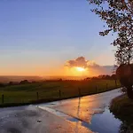 Daire Pine Cottage- 5 Minutes Francorchamps - Charme -piscine-calme-jardin Sart (Liege)