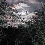 Pine Cottage- 5 Minutes Francorchamps - Charme -piscine-calme-jardin Daire *