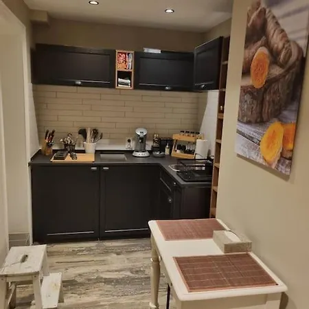 Lejlighed Pine Cottage- 5 Minutes Francorchamps - Charme -piscine-calme-jardin Sart (Liege)
