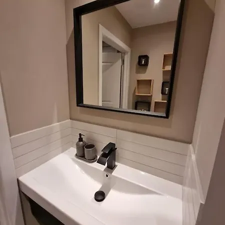 Pine Cottage- 5 Minutes Francorchamps - Charme -piscine-calme-jardin Lejlighed *