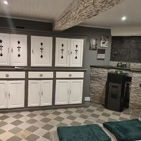 Pine Cottage- 5 Minutes Francorchamps - Charme -piscine-calme-jardin Lejlighed Sart (Liege)